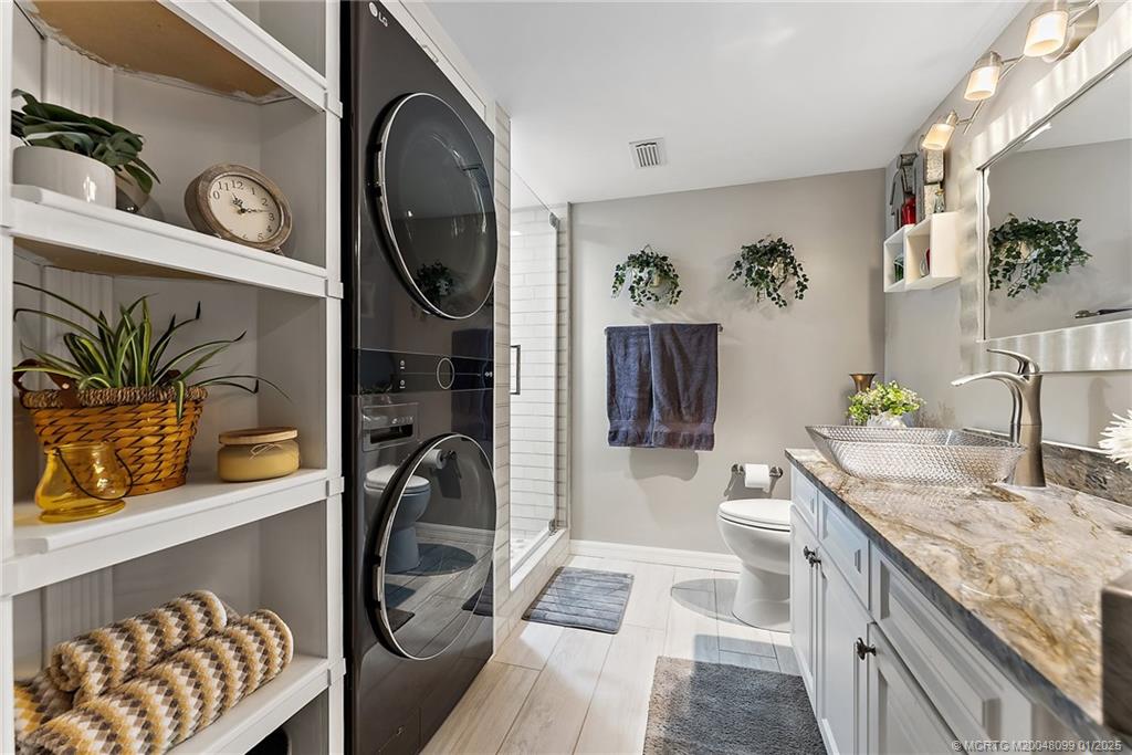 625 NW North River Drive 105