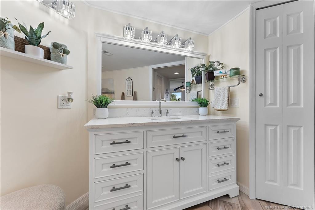 625 NW North River Drive 105