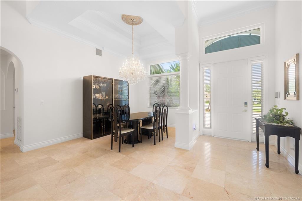 275 SW Lost River Road