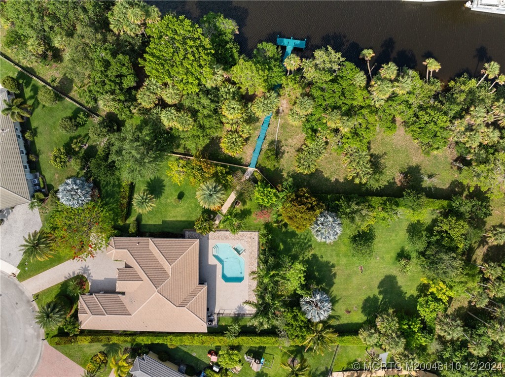 275 SW Lost River Road
