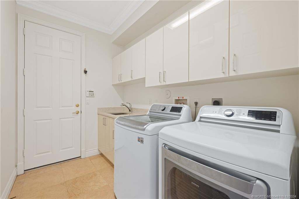 275 SW Lost River Road