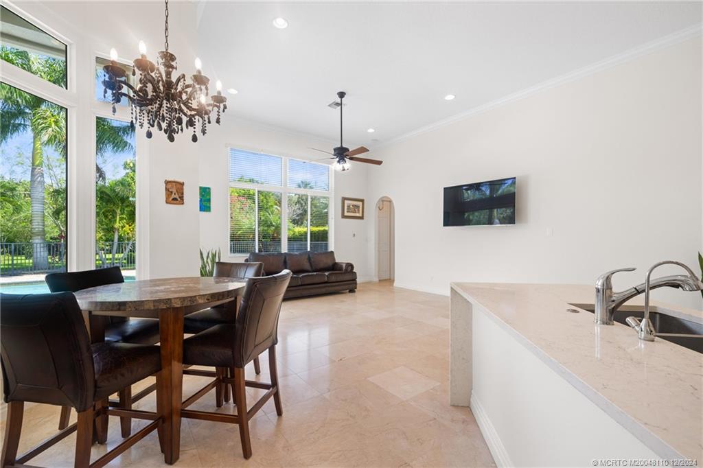 275 SW Lost River Road