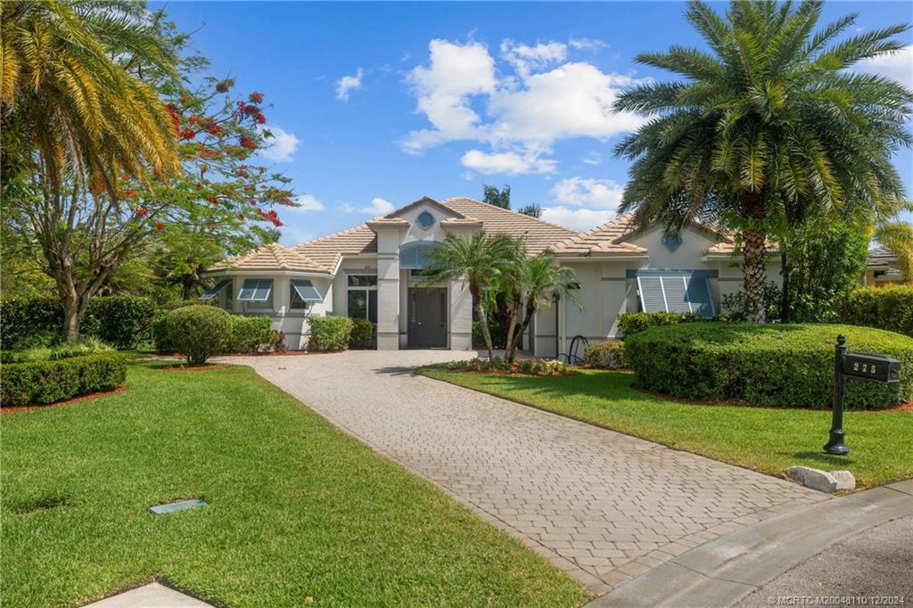 275 SW Lost River Road