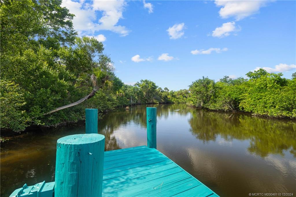 275 SW Lost River Road