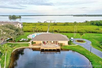 6255 Mirror Lake Ct 6255