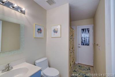 6255 Mirror Lake Ct 6255