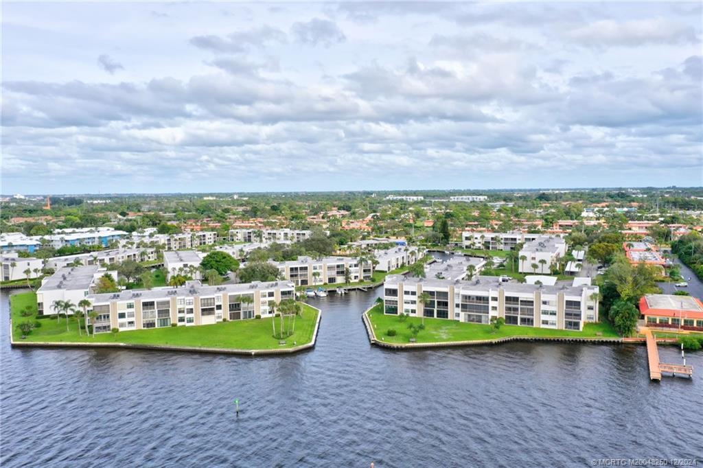 1950 SW Palm City Road 3201