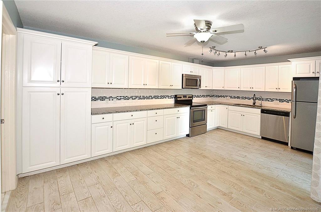 6204 SE Riverboat Drive 942