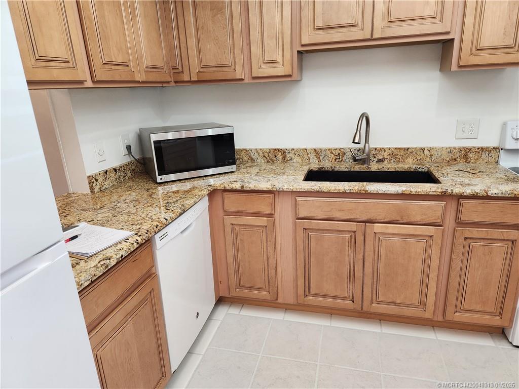 1900 S Kanner Highway 9-202