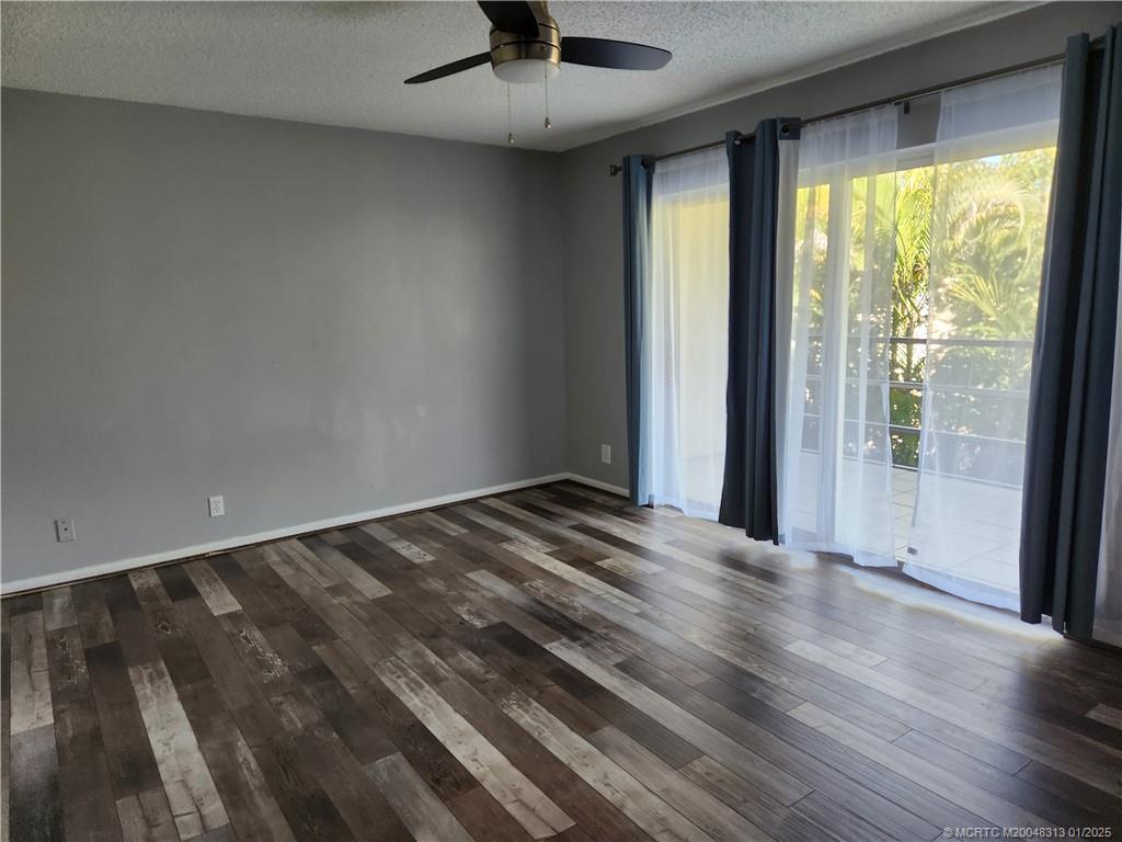 1900 S Kanner Highway 9-202