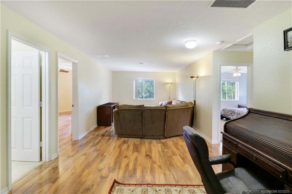 5711 SE Graham Drive