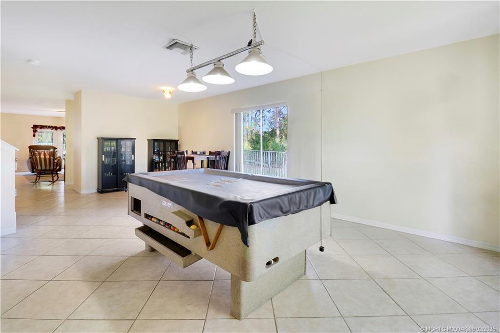 5711 SE Graham Drive