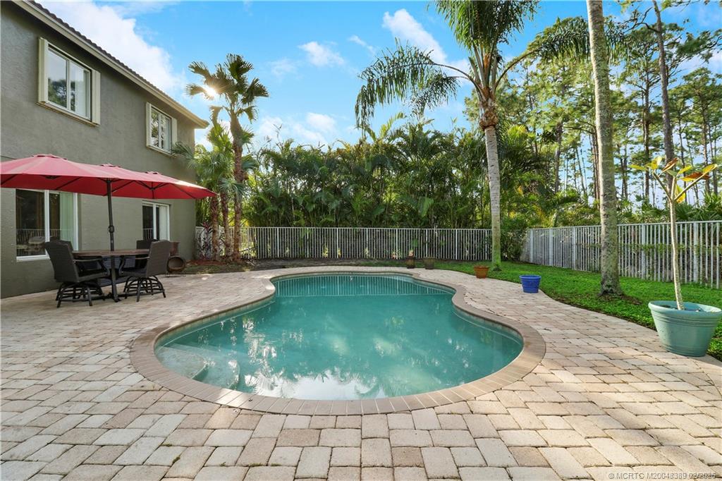 5711 SE Graham Drive