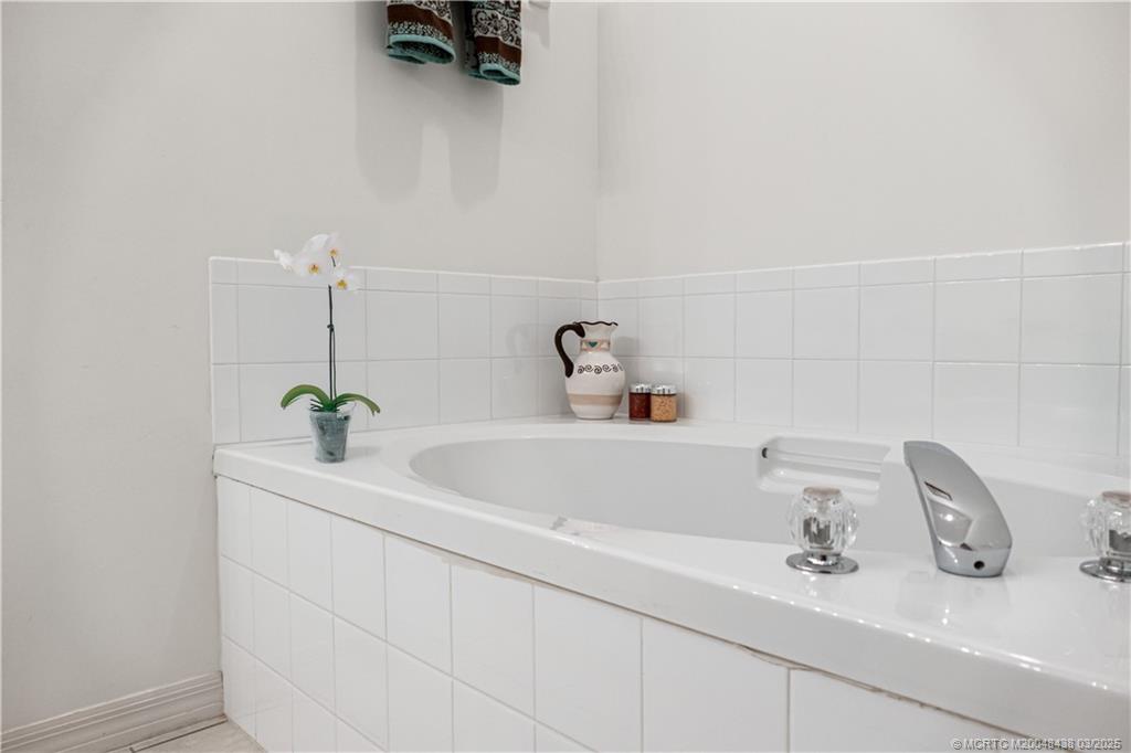 3651 NW Willow Creek Drive