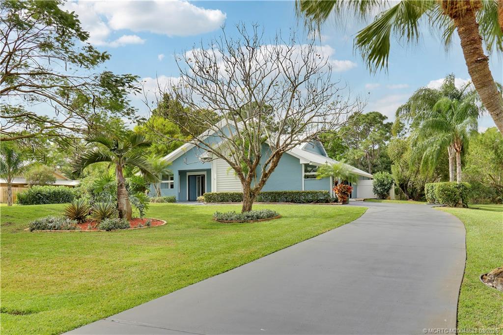 5266 SW Leeward Lane