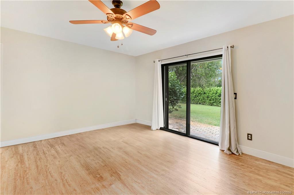 5266 SW Leeward Lane