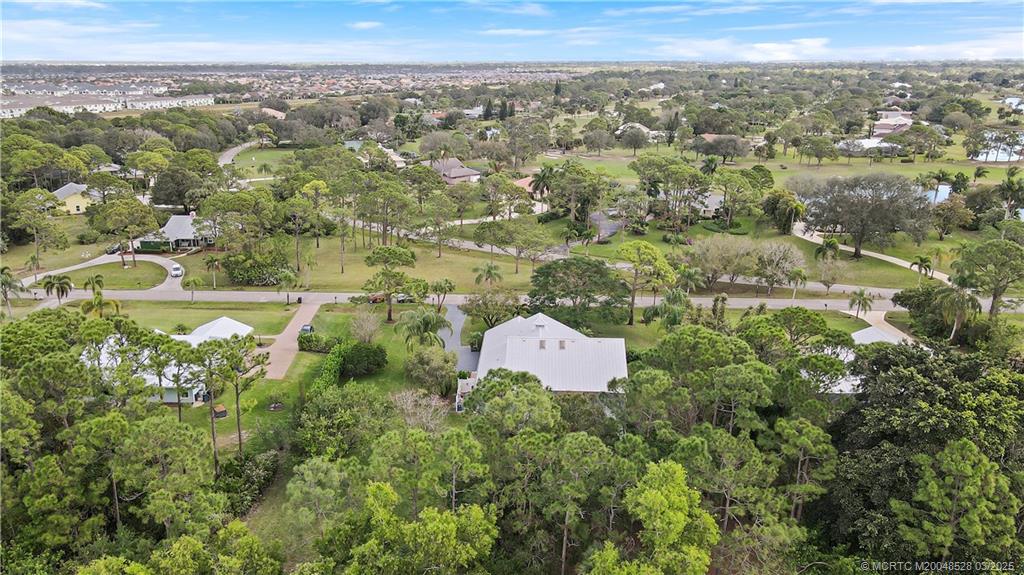 5266 SW Leeward Lane