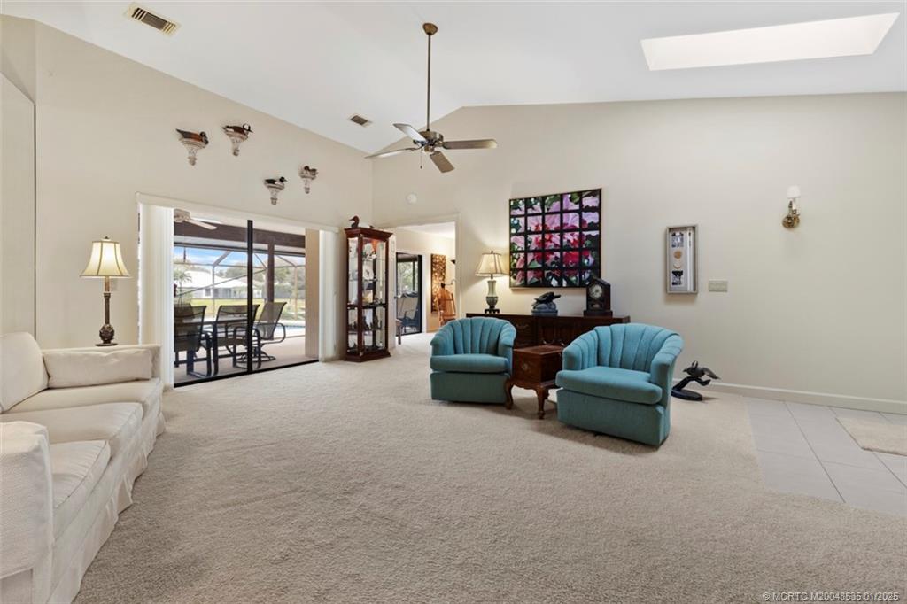 627 NE Silver Oak Terrace