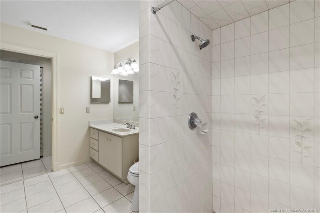 627 NE Silver Oak Terrace