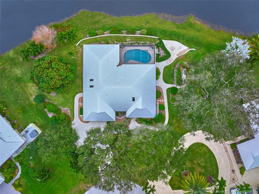 627 NE Silver Oak Terrace