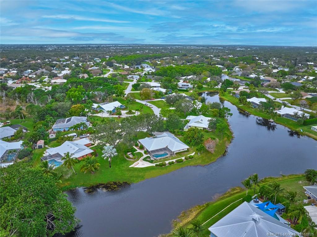 627 NE Silver Oak Terrace