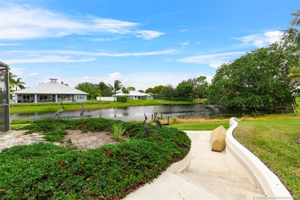 627 NE Silver Oak Terrace