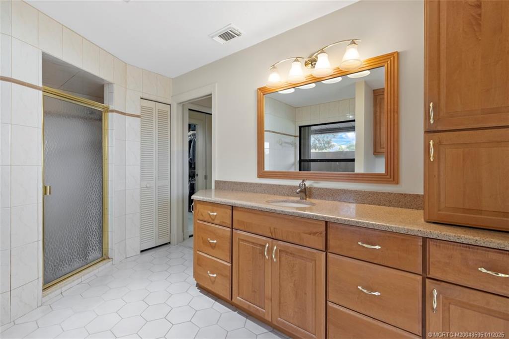 627 NE Silver Oak Terrace