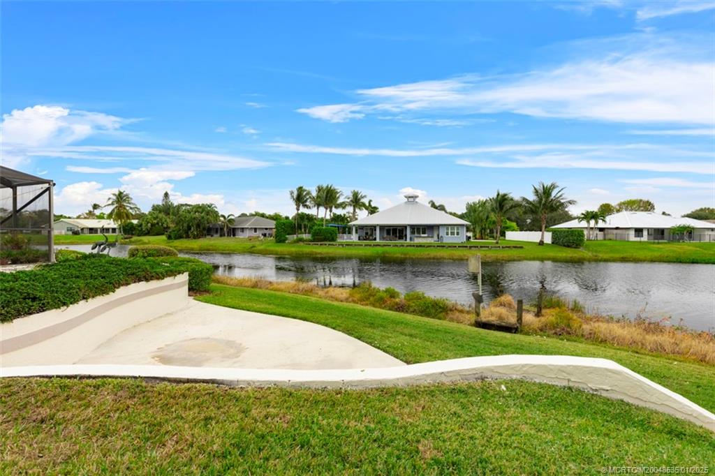 627 NE Silver Oak Terrace