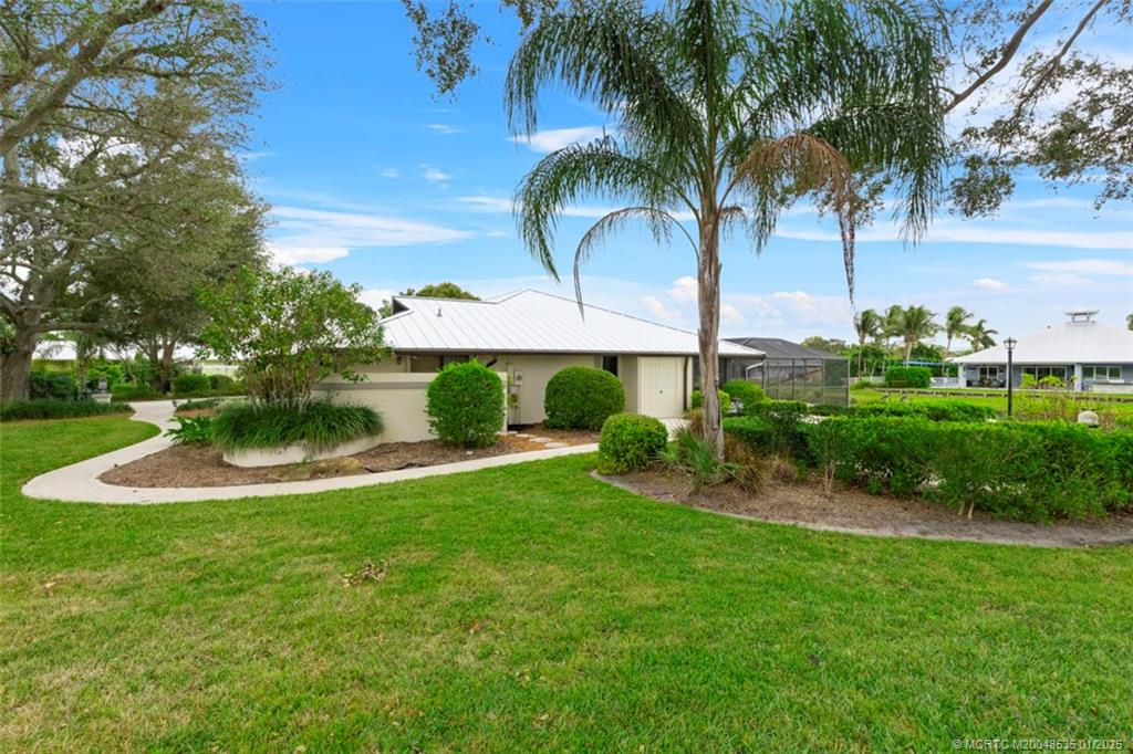 627 NE Silver Oak Terrace