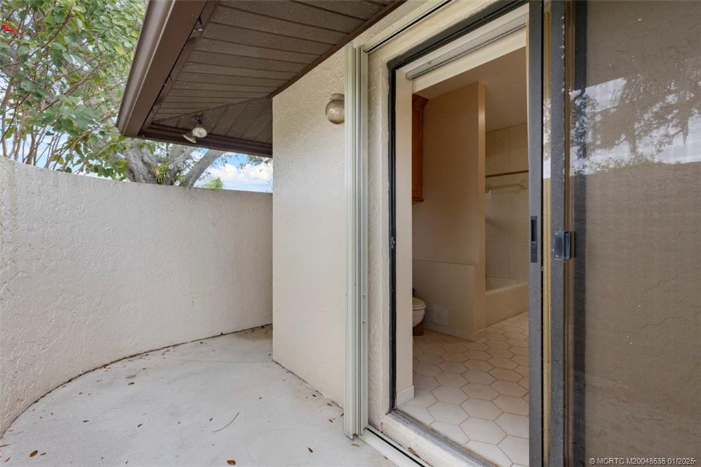 627 NE Silver Oak Terrace