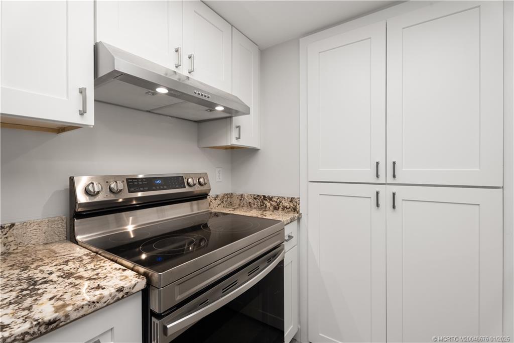 3278 SE Aster Lane F156