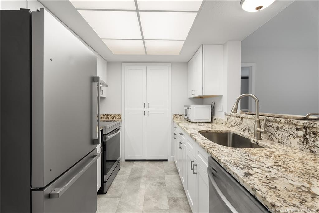 3278 SE Aster Lane F156