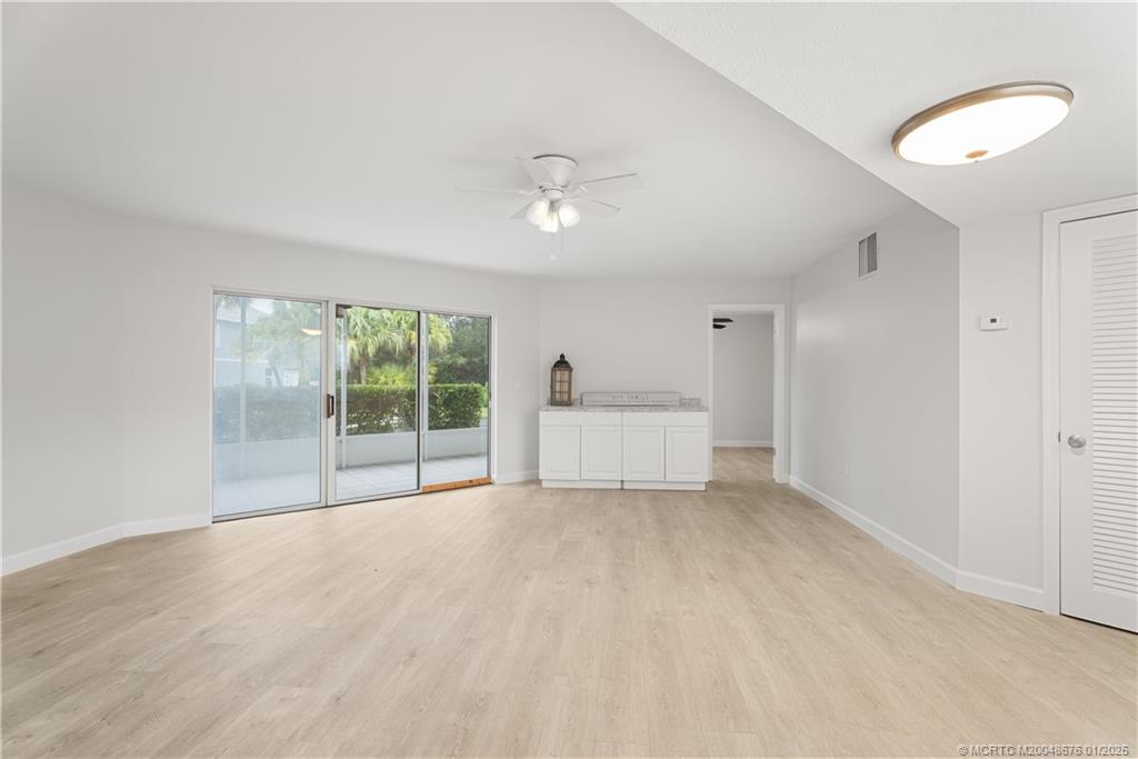 3278 SE Aster Lane F156