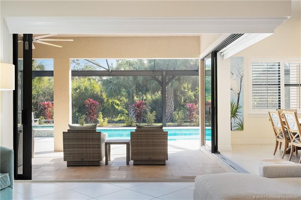 988 SW Sea Green Street