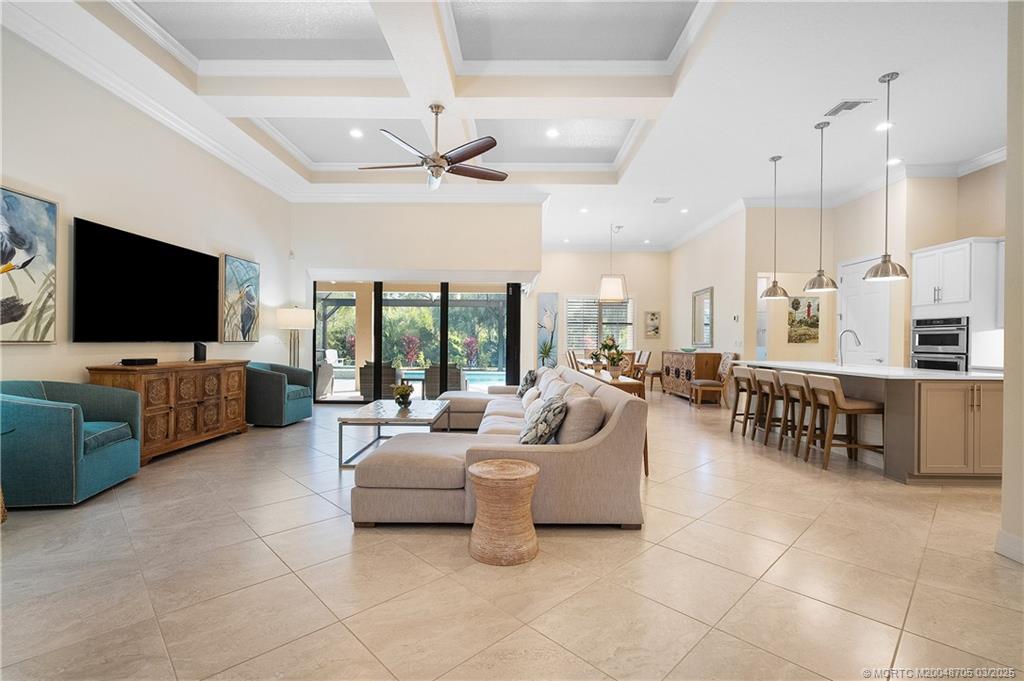 988 SW Sea Green Street