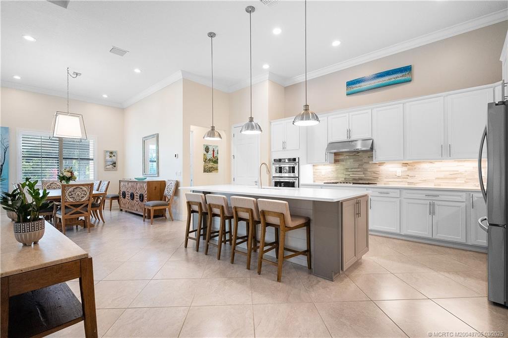 988 SW Sea Green Street