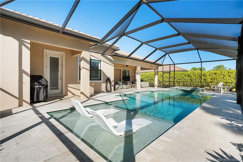 988 SW Sea Green Street