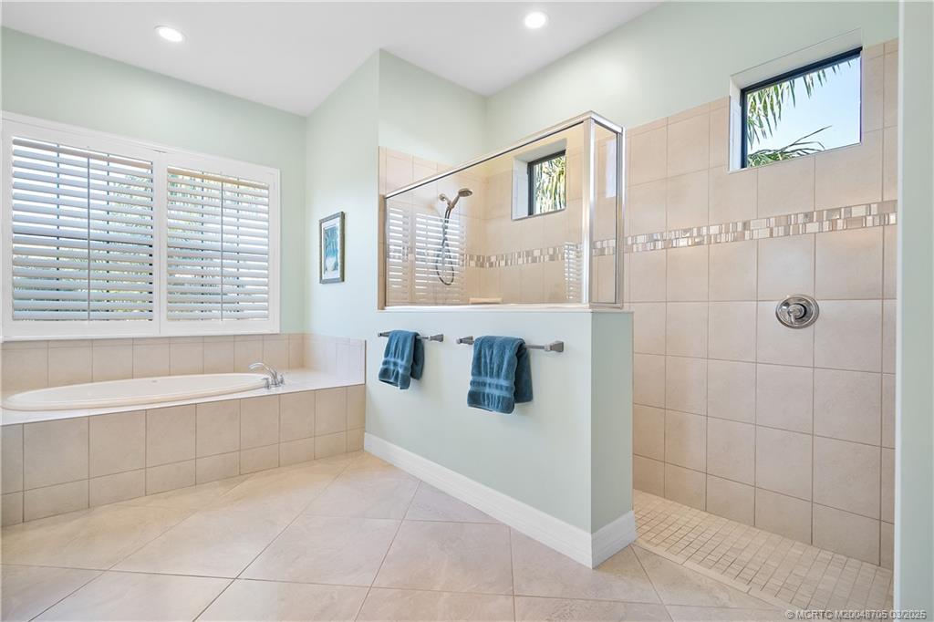 988 SW Sea Green Street