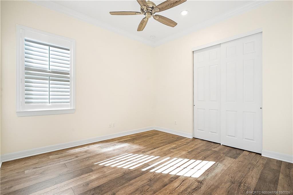 988 SW Sea Green Street