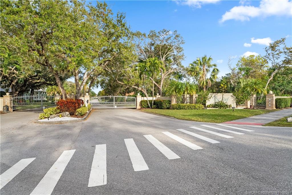 3642 SE Forecastle Ct