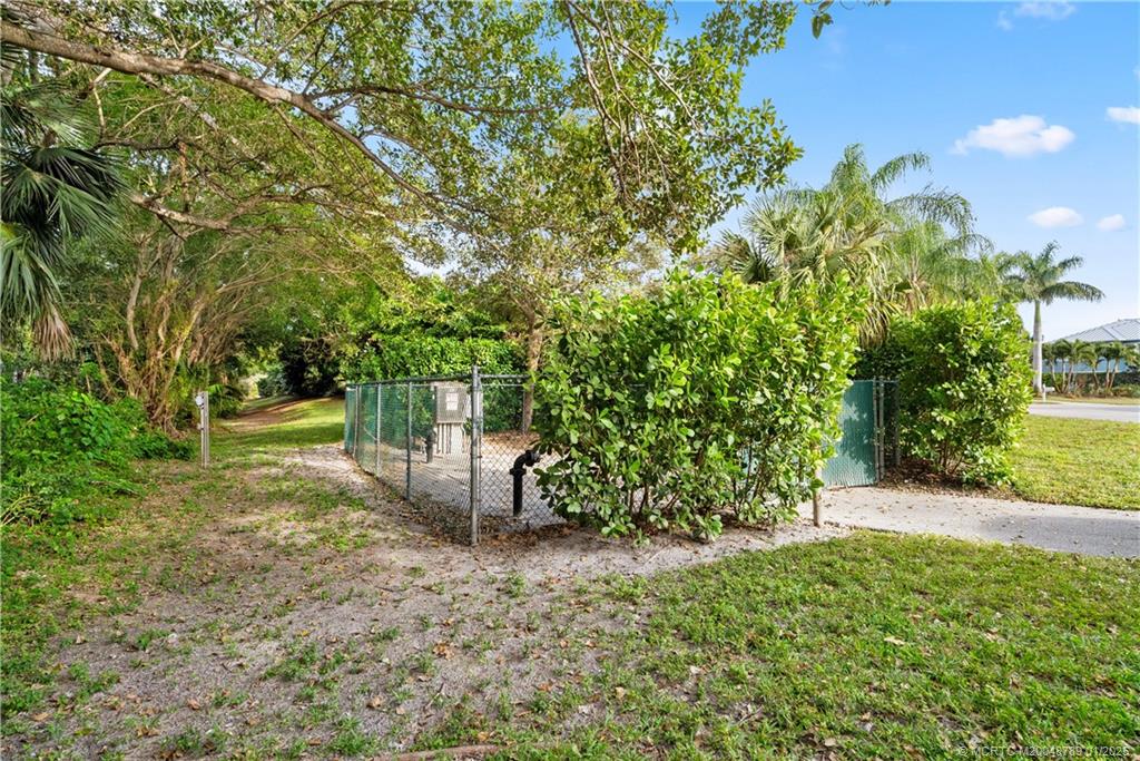 3642 SE Forecastle Ct