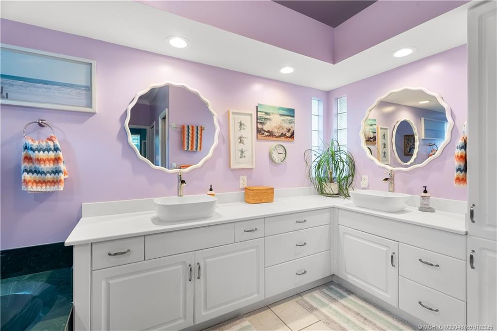 3642 SE Forecastle Ct