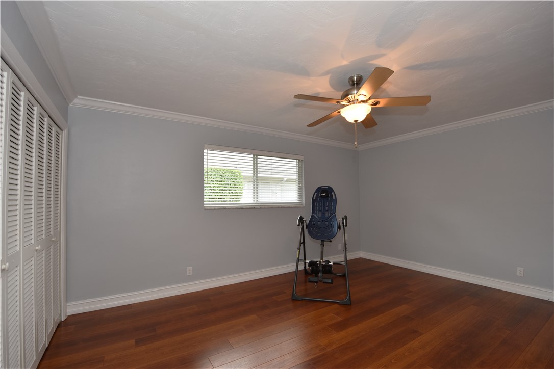 906 Munjack Circle
