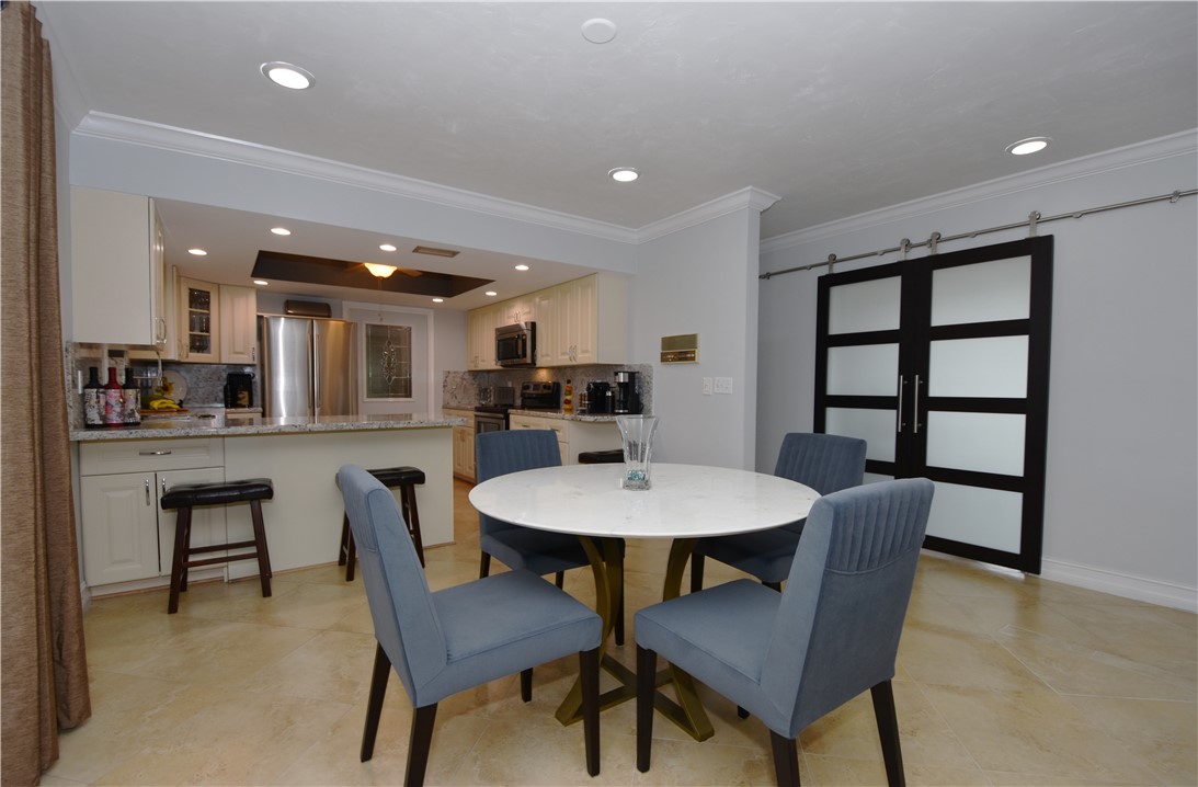 906 Munjack Circle