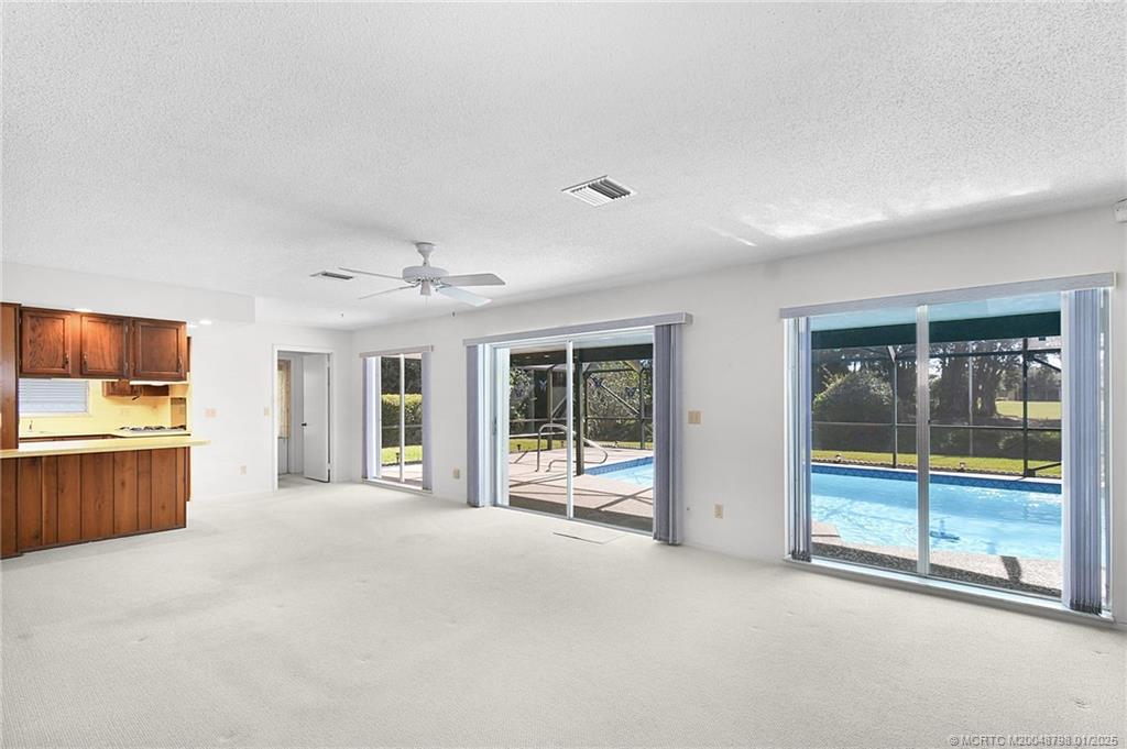 1512 SE Sunshine Avenue