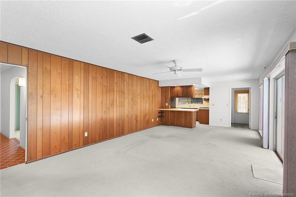 1512 SE Sunshine Avenue