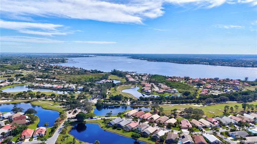 1512 SE Sunshine Avenue