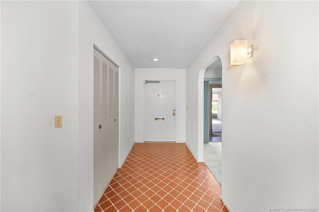 1512 SE Sunshine Avenue