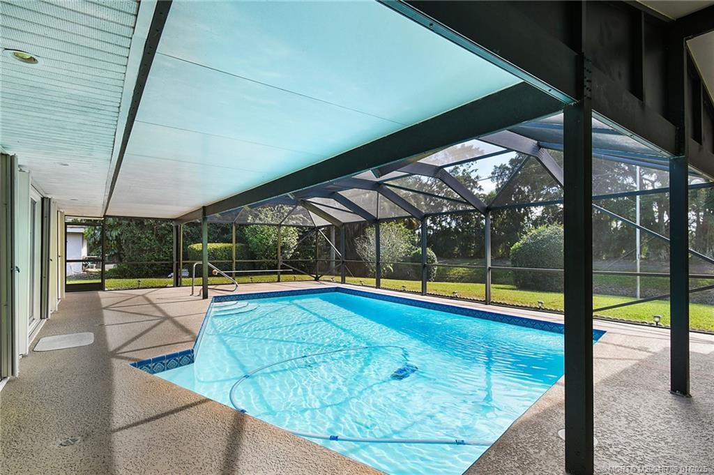 1512 SE Sunshine Avenue