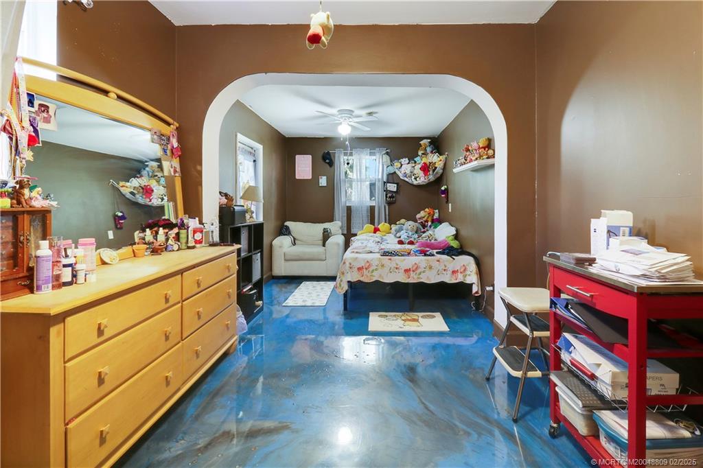 3065 SE Mimosa Street